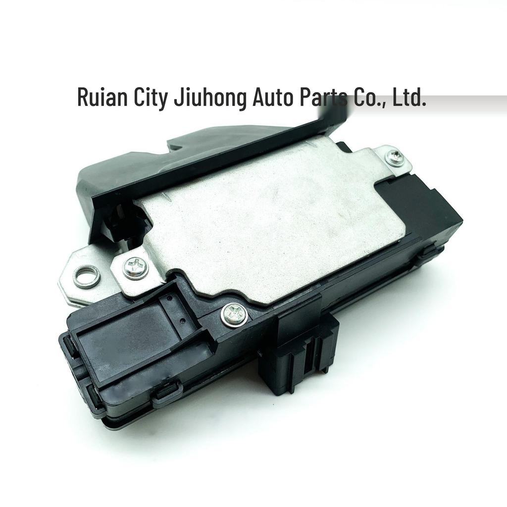 3M51-R442A66-AR Compatible Trunk Lock for Ford Focus