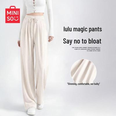 Partea inferioară (Îmbrăcăminte damă) – Capri și pantaloni