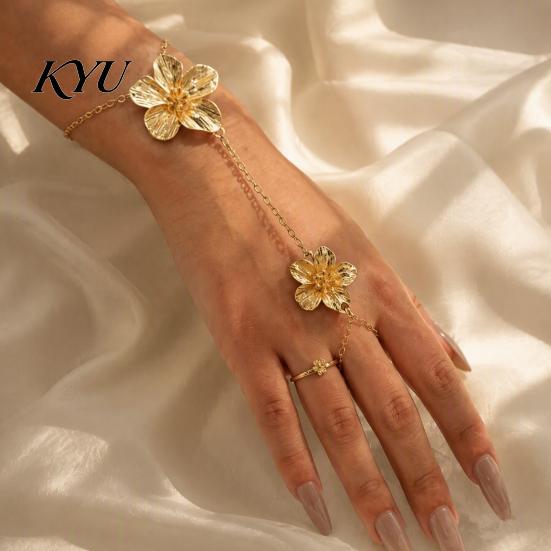 Minimalist Floral Wrist Decor Gold Flower Hand Chain Link Bracelet with Finger Ring for Layered Accessory Women, Hibiscus Flowers O Bracelet,