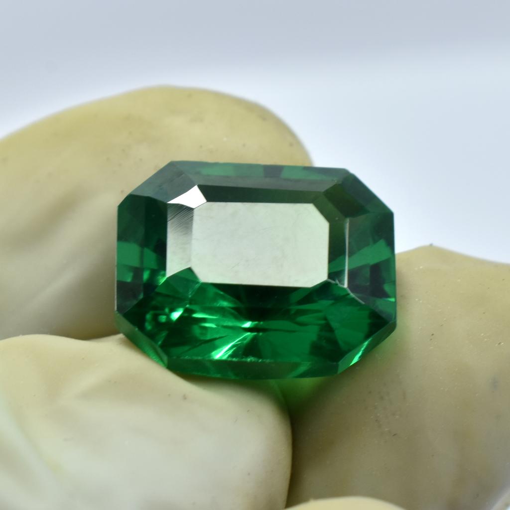 Extremely Rare Natural 10.85Ct Garnet Emerald Cut Green Loose Gemstone