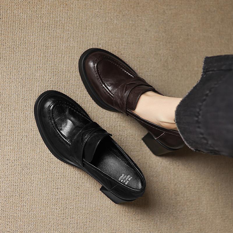 Hand-clutched Sheepskin High-heeled Versatile Deep-mouth Single Shoes Women's 2025 Autumn New British Retro One-pedal Thick-heeled Loafers