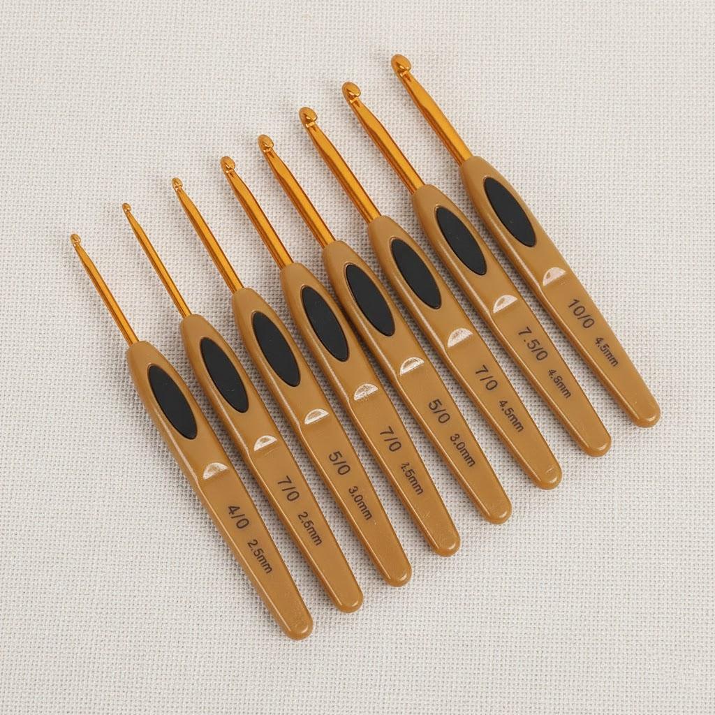

8PCS Knitting Needles Set Plastic Handle Soft Touch Crochet Tools with Rubber Grip Aluminum for DIY Craft Projects золотой