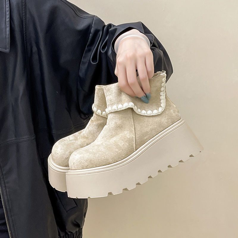 Small Casual Versatile Explosion High Value Thick Bottom Retro Heightening Boken Short Boots Women 2025 Autumn and Winter New