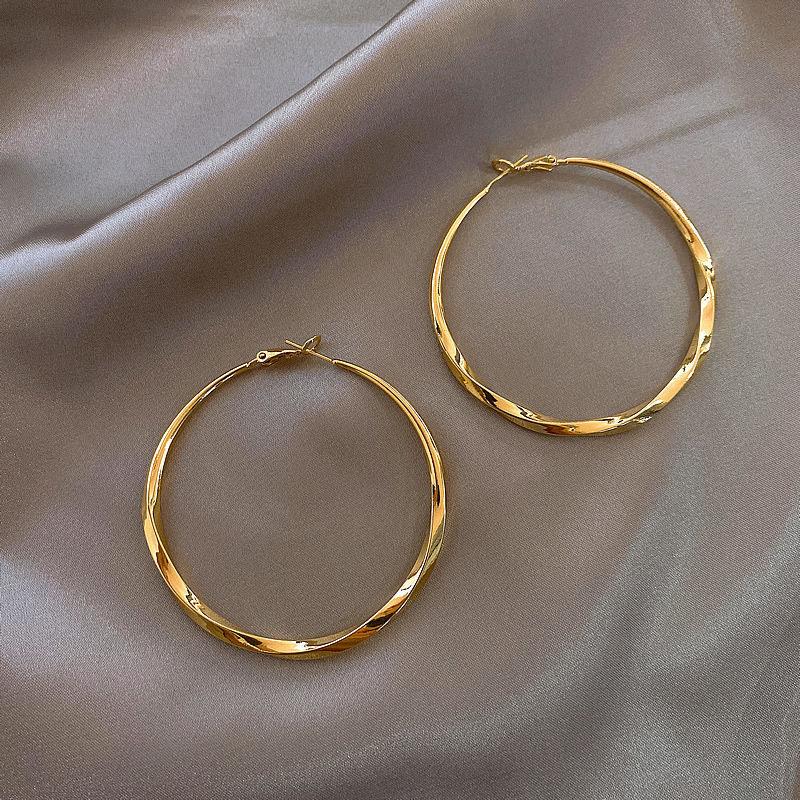 

Trendy Circle Golden Color Hoop Earrings Fashion Simple Jewelry for Womens Daily Wear Accessories Earrings Jewelry Gift золотий