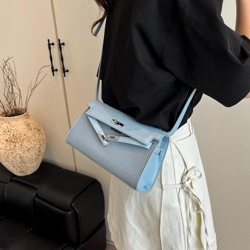 Simple Hand-carried Small Square Bag Women's 2025 Spring New Trend Versatile Shoulder Bag High-end Women's Bag