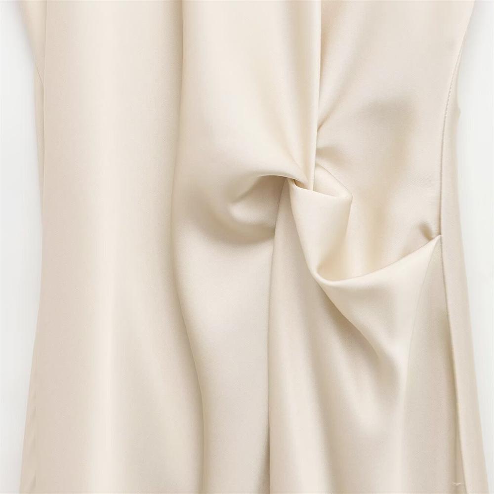 2025 Spring/Summer Women's Silk Satin Pleated Pullover Dress with Round Neck and Short Sleeves