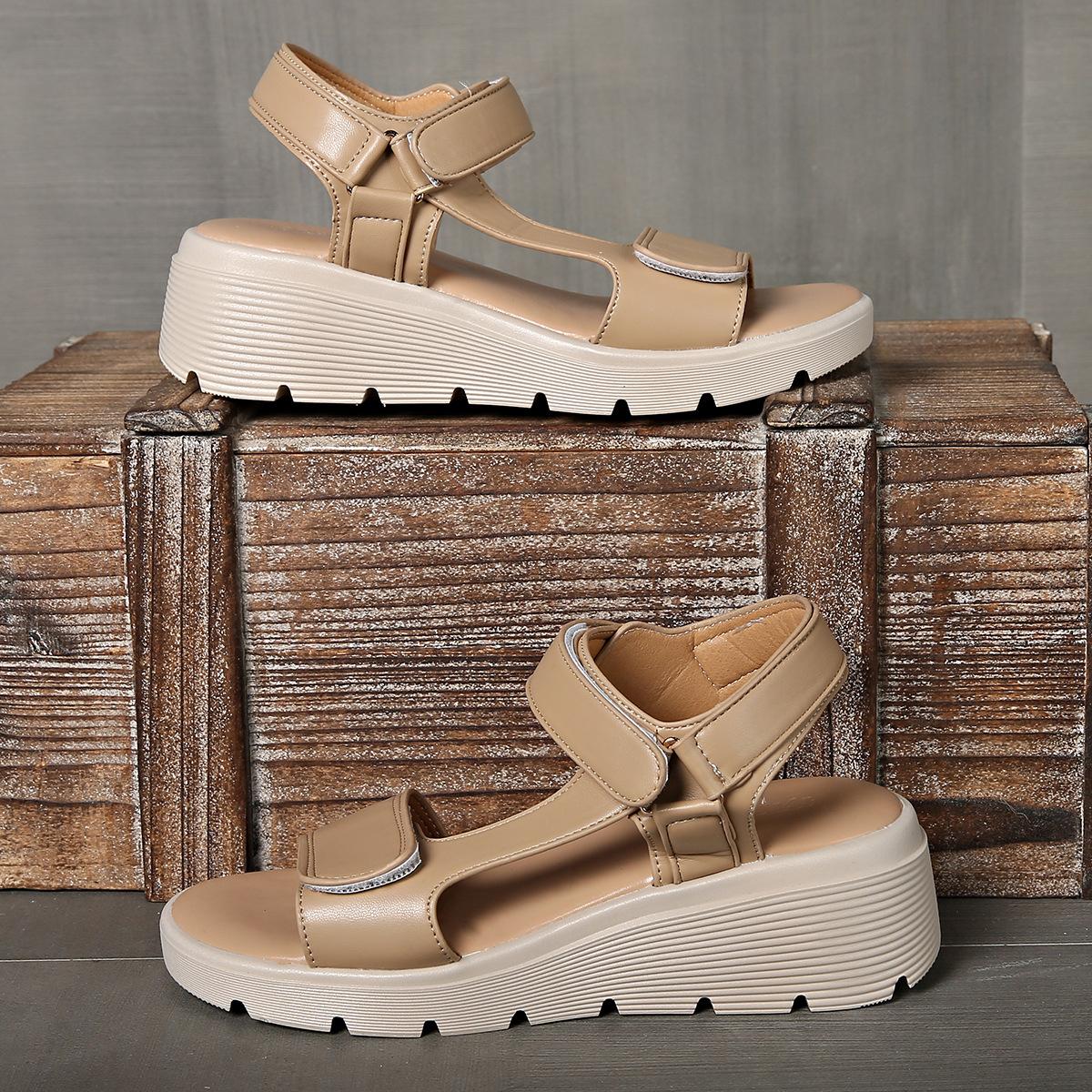 

Summer women s new sports and leisure flat sandals new lightweight soft sole versatile super soft beach shoes 42 жёлтый