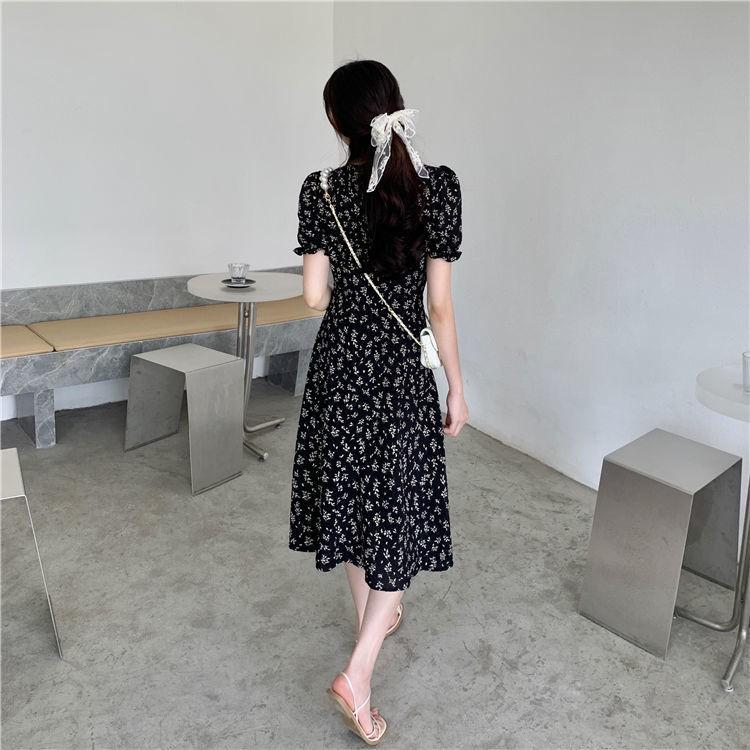 2024 Elegant Floral Midi Dress: Slimming A-Line with Waist-Cinched, Tummy-Concealing Design