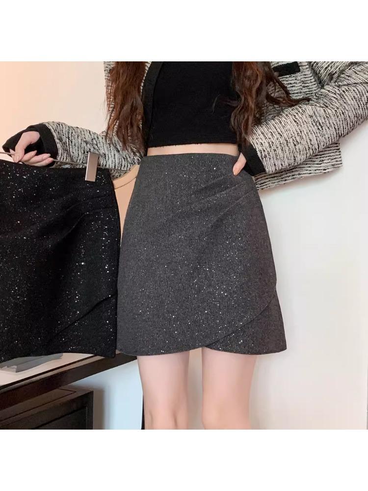 Irregular High-Waist Woolen A-Line Skirt for Plus Size Women - Autumn/Winter Hip-Hugging Short Skirt