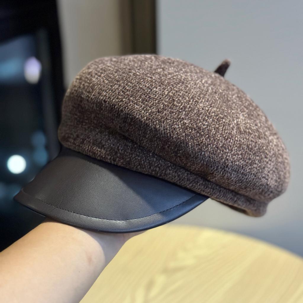 The New British Style Retro Leather Edge Patchwork Octagonal Hat with Wide Brim Makes Women Look Good in Spring and Autumn. Pointed Hat Trend