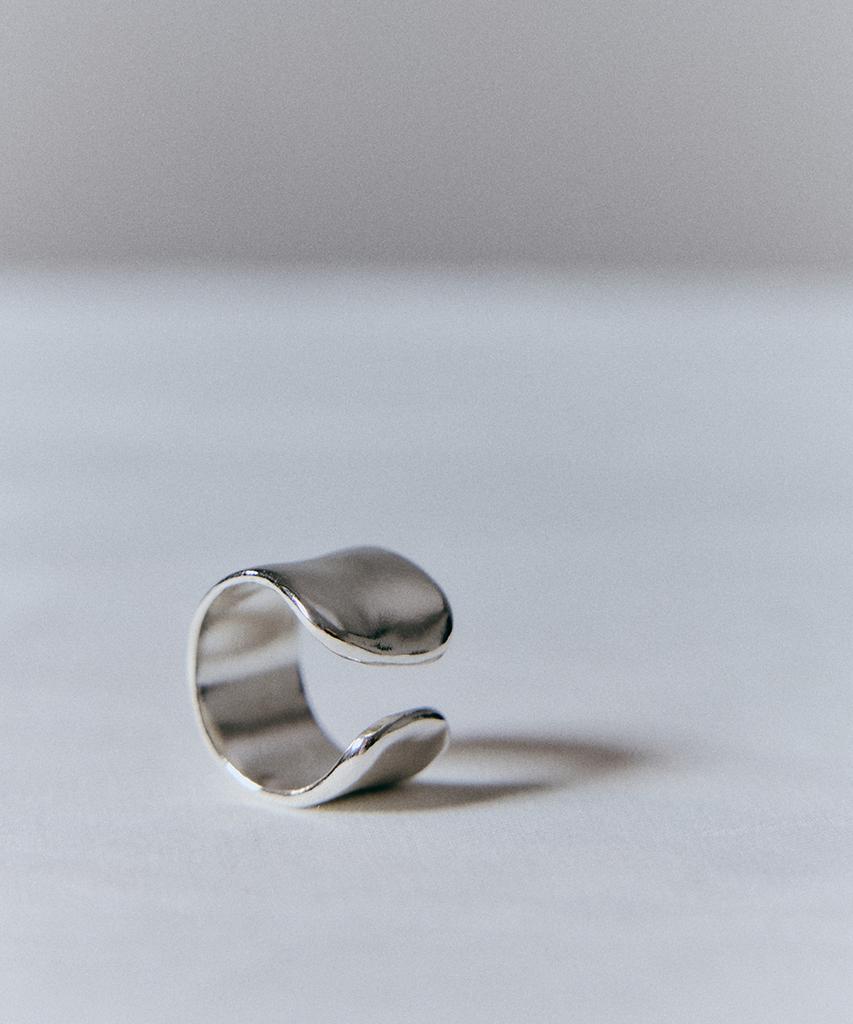 Tacto Void Ring