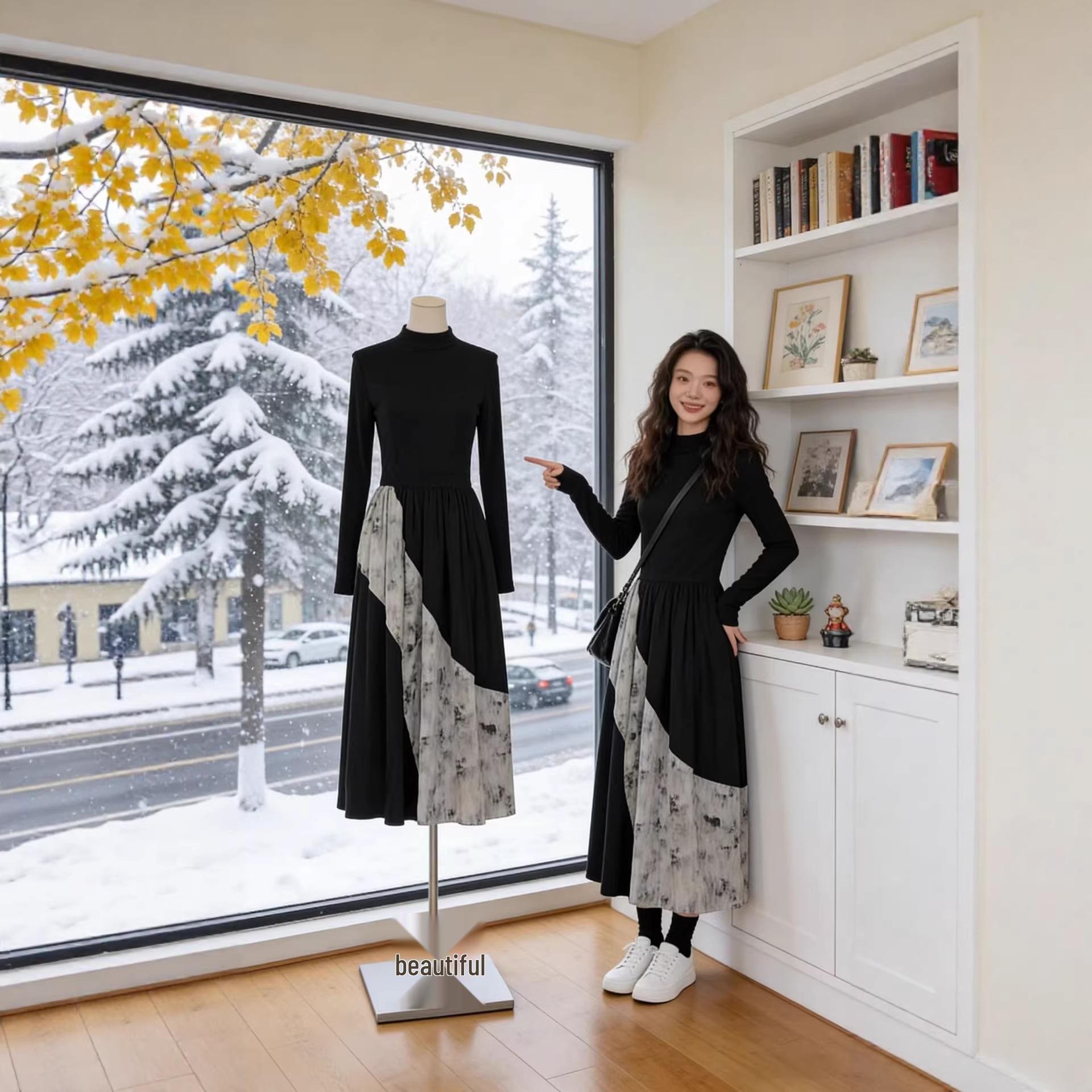 2025 Autumn Women s French Design Patchwork Knit Dress – Mature, Slimming, Printed Style M