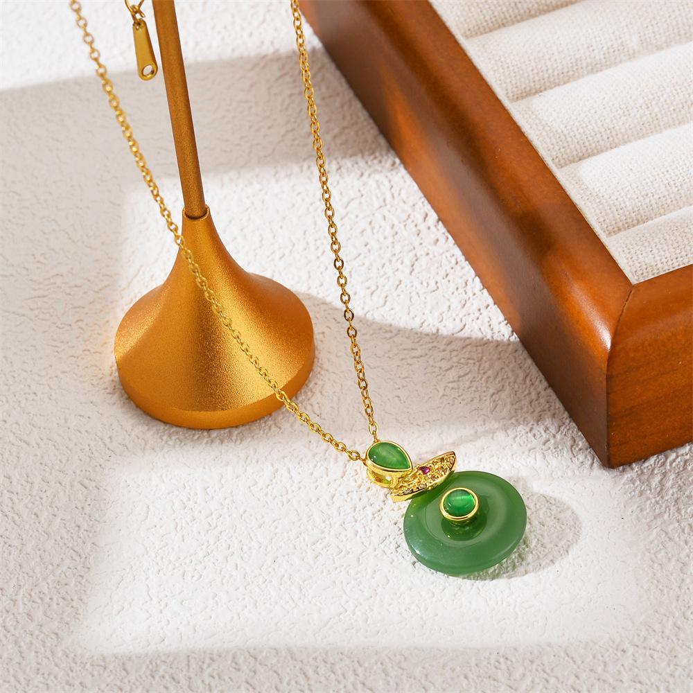 Simple Fashion Titanium Steel Women's Necklace - Non-fading, Luxurious, Versatile, Korean Style Clavicle Chain