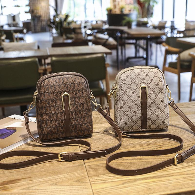 Mini Vertical Mobile Phone Small Bag for Women with Vintage Print Small Square Bag Single Shoulder Crossbody Bag