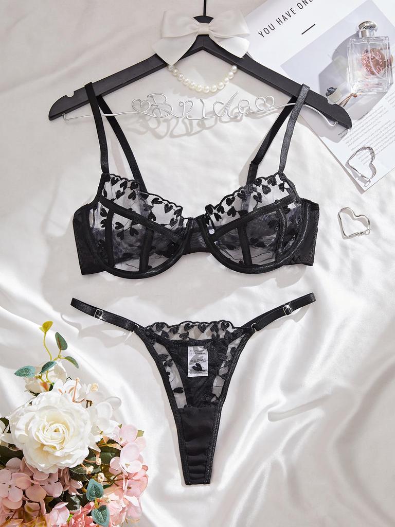 Europäisches & Amerikanisches Herzstickerei Mesh Dessous-Set - Bügel Push-Up, Durchsichtiges Design