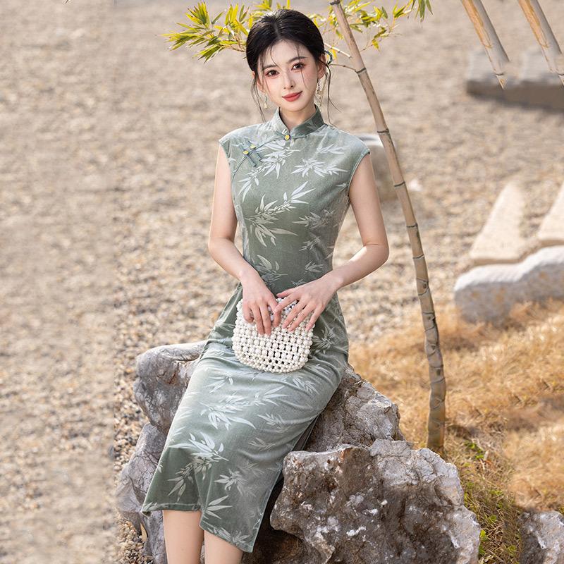 Purple Elastic Velvet National Style New Chinese Long Improved Cheongsam New Women's Retro Banquet Dress Summer