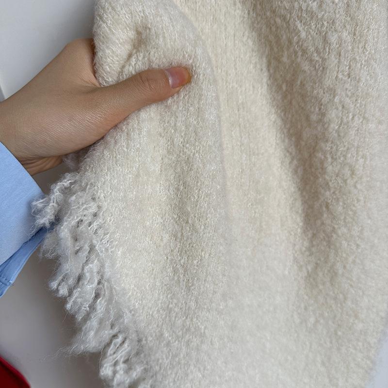 Autumn Winter Warm Tassel Wool Scarf Woman Ripped Selvedge Knitted Triangle Scarf Punk Vintage Soft Comfortable Shawl