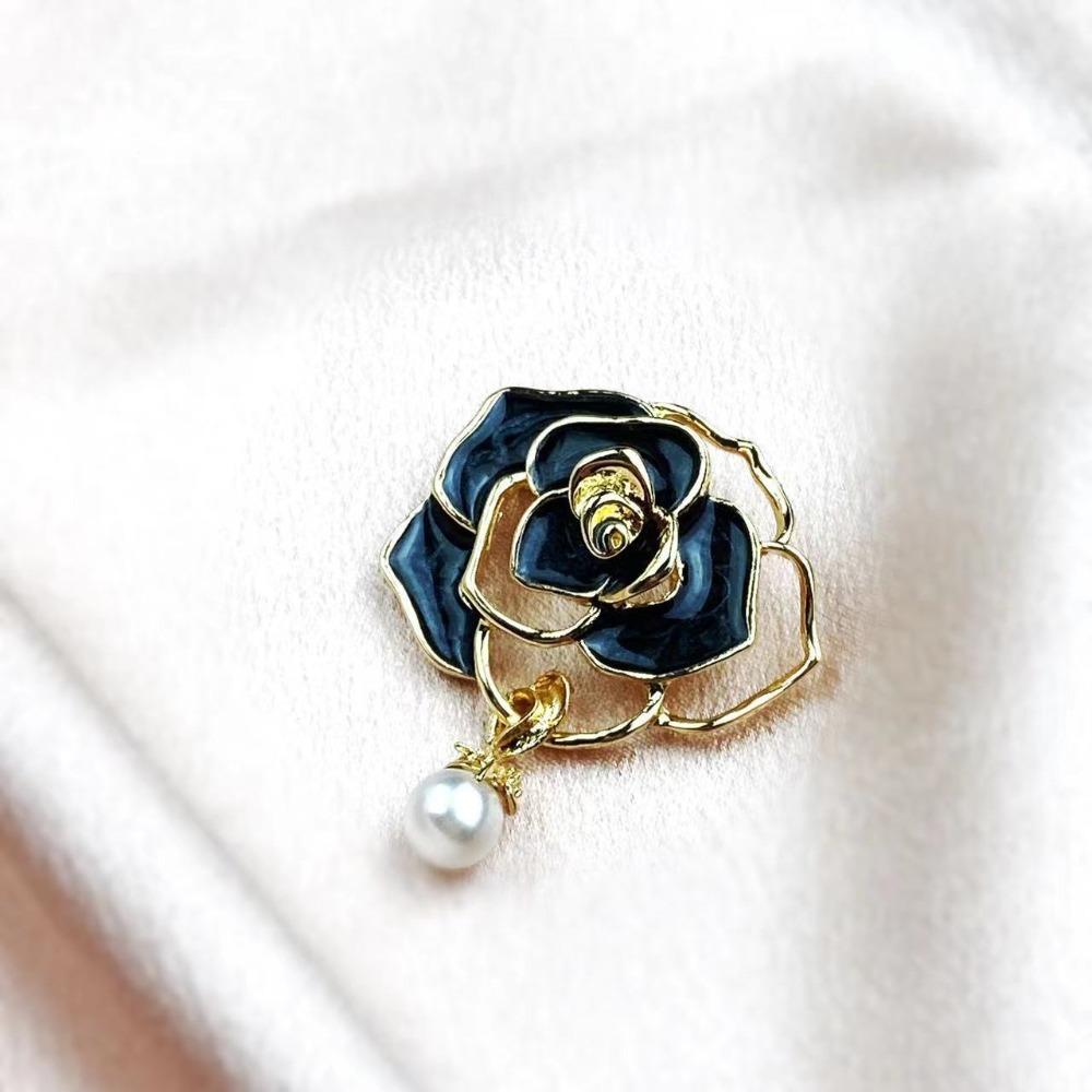 High-end Temperament Pearl Camellia Flower Pin Brooches for Women Clothes Shawl Corsage Accessory Exquisite Jewelry Mother Gift
