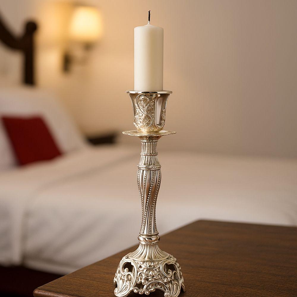 Retro Retro Candlestick Single-Headed Metal Candle Stand  Dinning Table Decorations