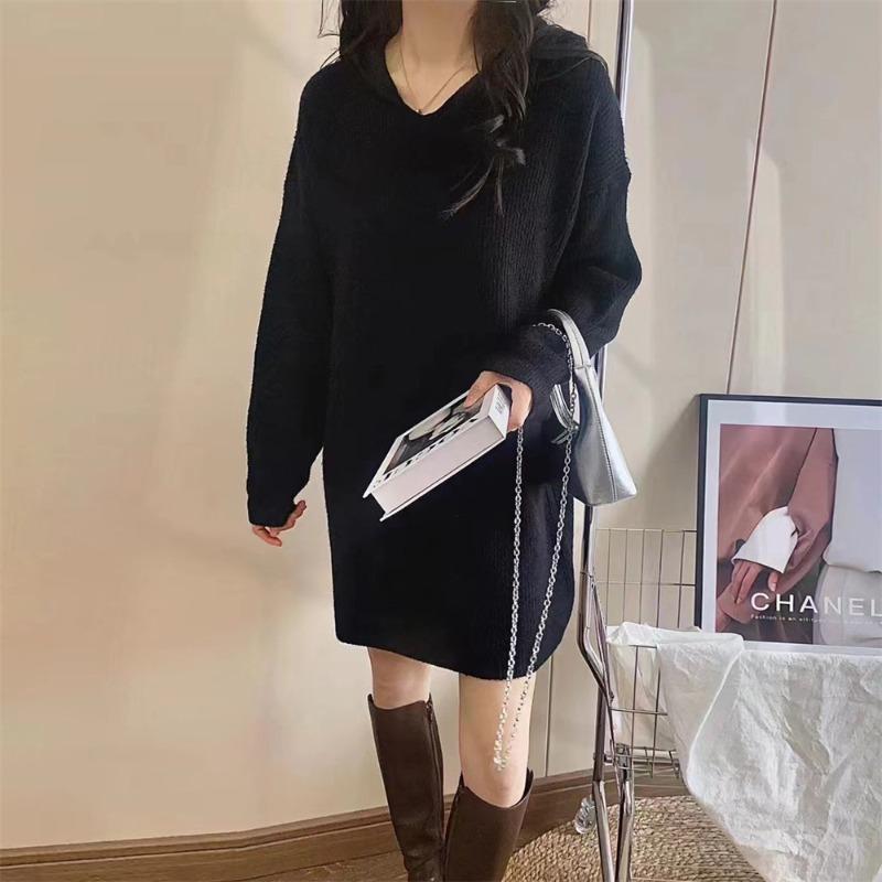 

Temperament medium and long hooded knitted sweater top women s autumn and winter new loose and thin solid color pullover sweater women One Size чорний
