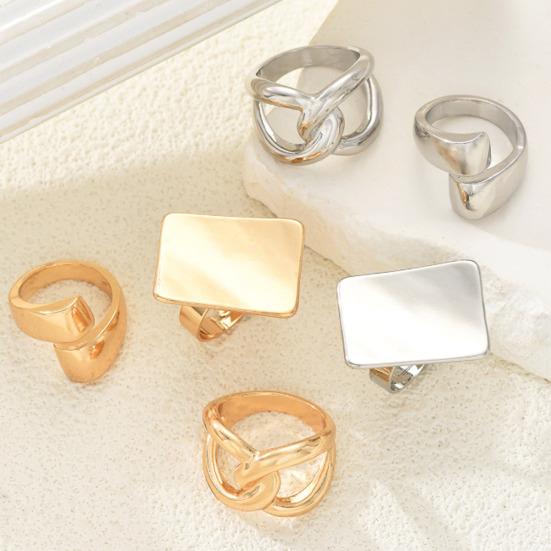 3Pcs Minimalist Cross Knot Ring Set Textured Chunky Stackable Rings for Women Modern Statement Jewelry Elegant Gift for Parties Daily Wear.