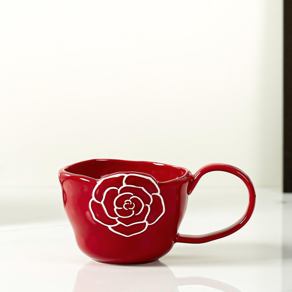 Kamelienbecher Designgefühl Hoher Henkel Wasserbecher Schlichtes Zuhause Büro Kaffeetasse für Männer und Frauen Keramiktasse