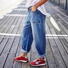 Jeans da donna con orli arrotolati, tasche cucite, vita media, gamba a botte, jeans cropped da donna