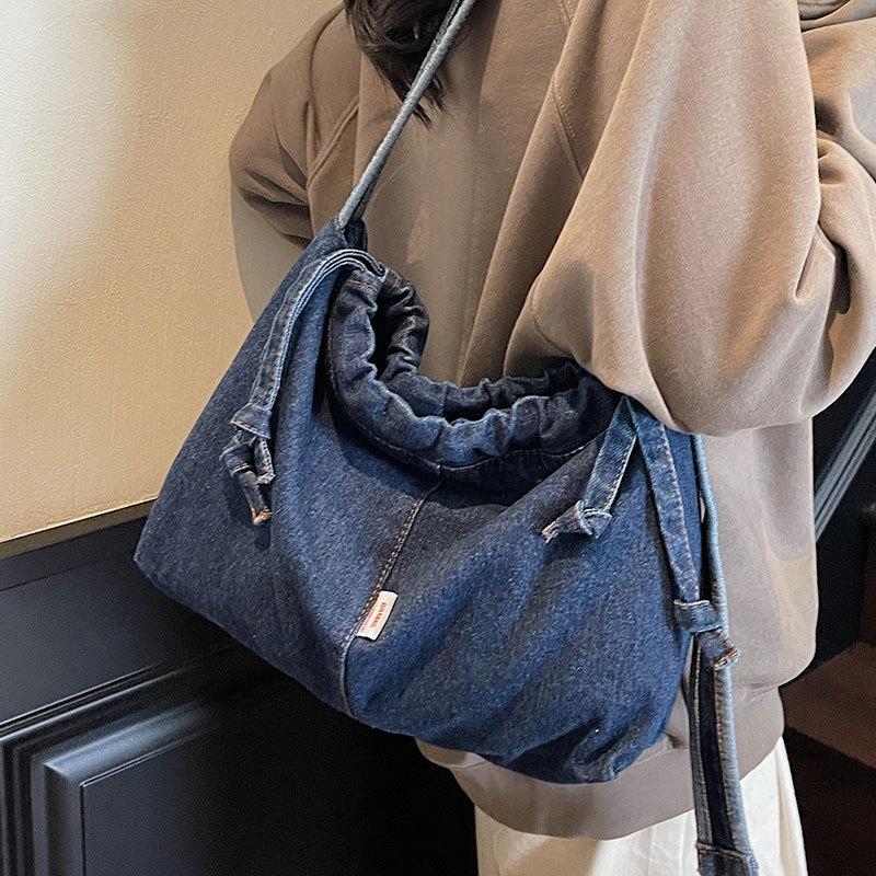 New Niche Fashion Korean Casual Denim Tote Bag Commuter Versatile Large Capacity Lightweight Messenger Bag