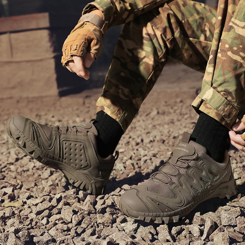 New Men's Tactical Boots with Anti Slip Wear-resistant Simple and Versatile Design, Men's Hiking Shoes