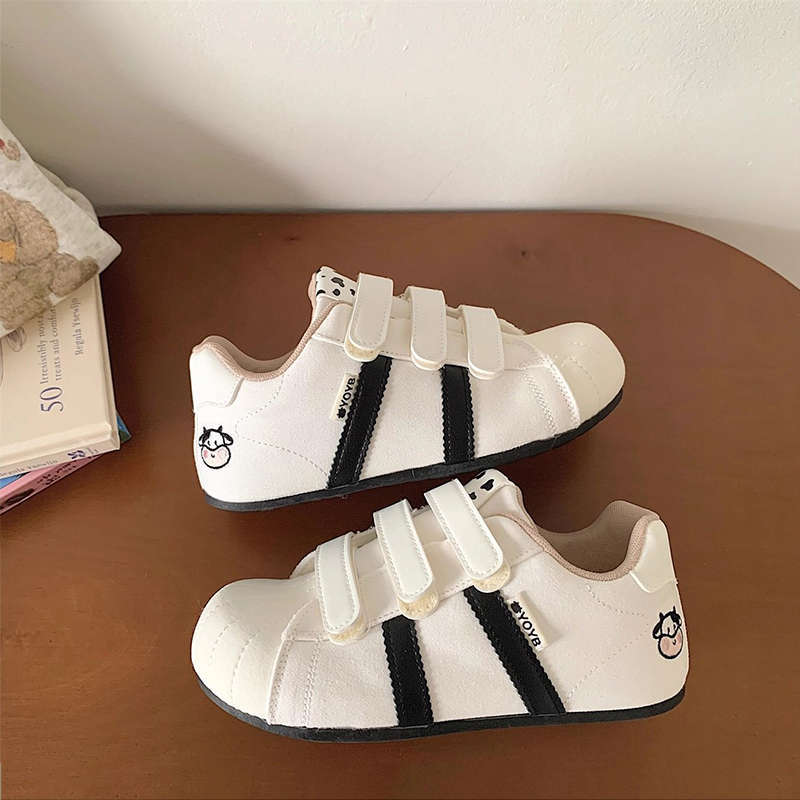 Cute Cow Student Women's German Training Shoes Autumn New Velcro Versatile Casual Board Shoes Women