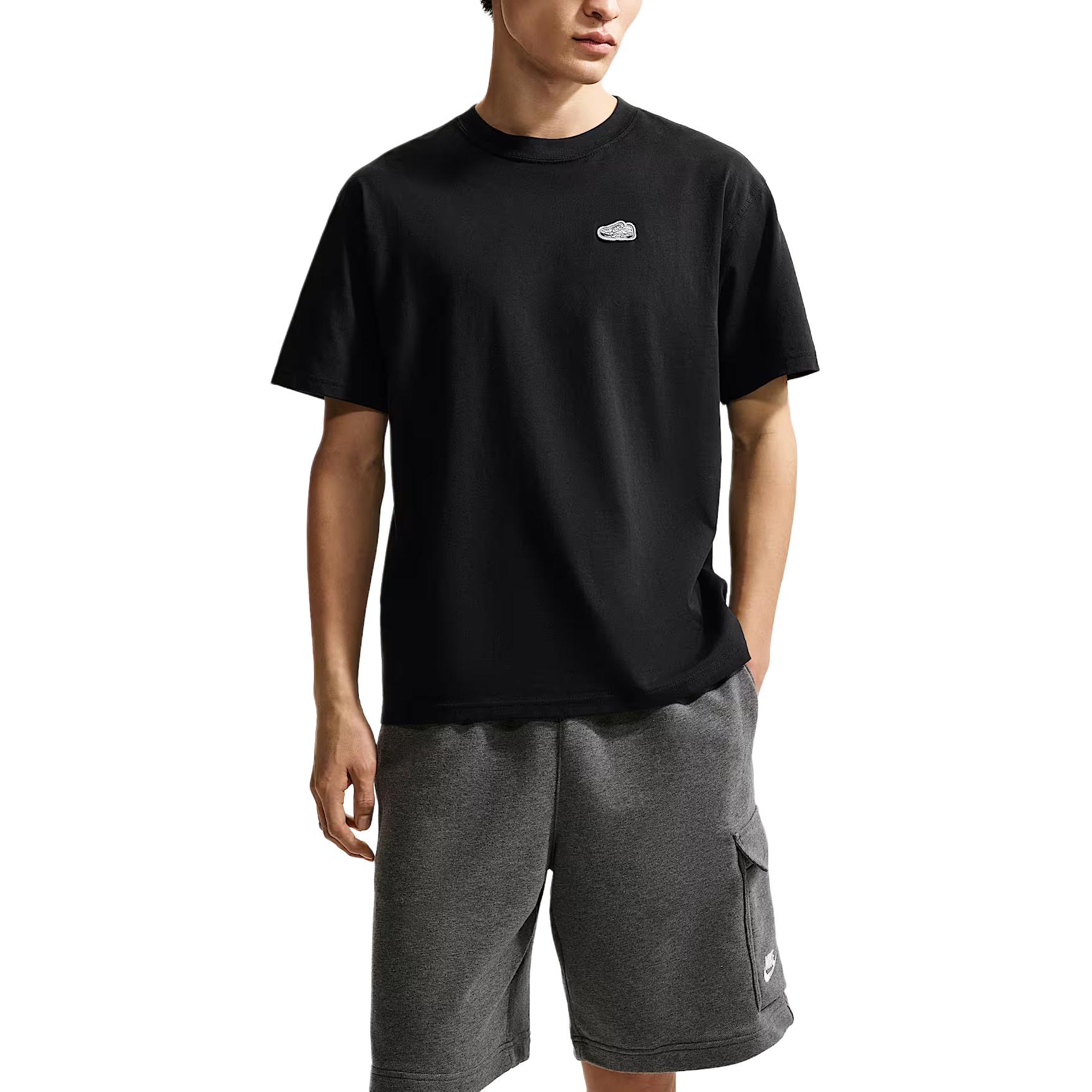 Nike Sportswear T Shirts Men s Black Crew Neck Moderate IH1150-010 M