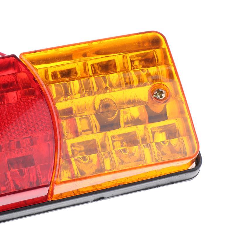 Universalauto mit Blinker, Rückfahrwarnleuchte, Rücklicht, Stoppsignallampen, 200 x 70 mm, 3-farbige LED-Heckspoilerleuchte