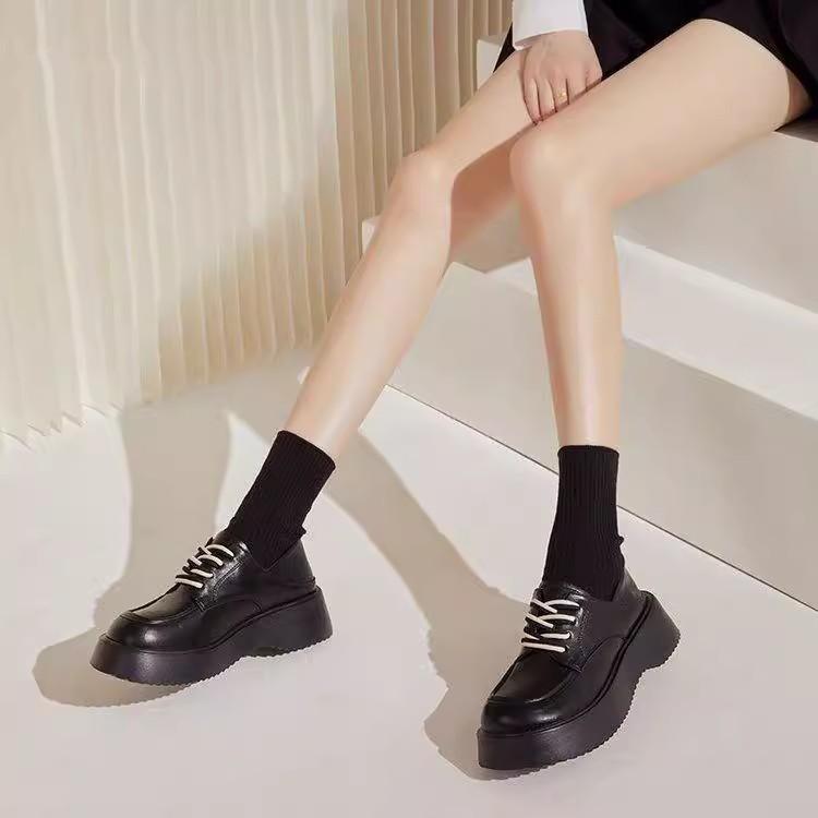 Thick-soled lace-up small leather shoes British style women 2025 new college style with skirt gentle shoes spring retro single shoes