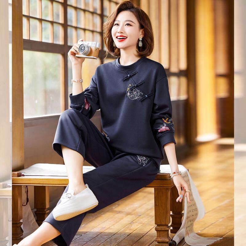 

Женский повседневный комплект из свитшота и брюк XL