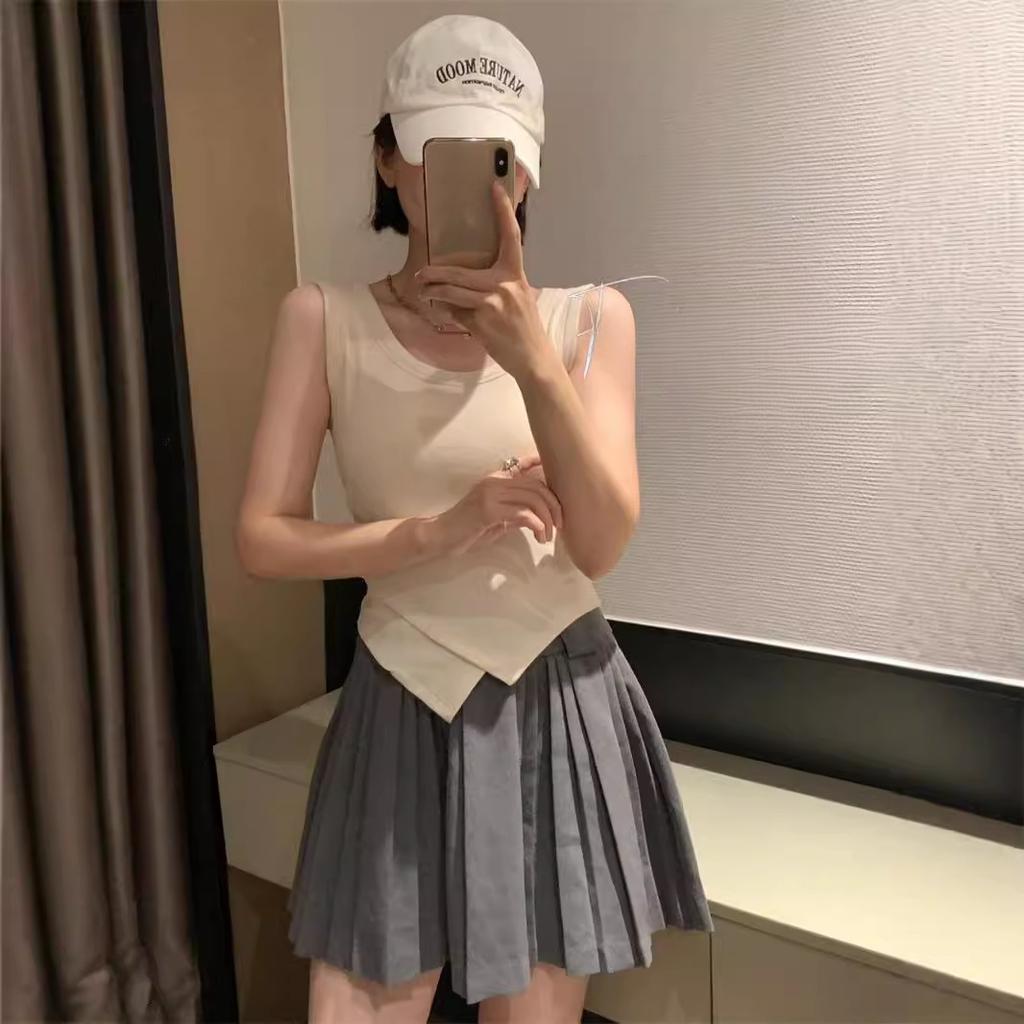 Early Autumn Irregular Hem Slimming Inside To Wear A Warm Vest with Halter Bottom Sleeveless Top