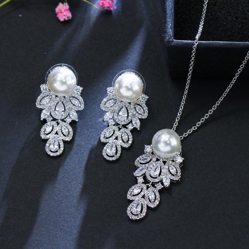 Bridal Simple Zircon Pearl Set Chain, Pure Needle Shell Pearl Necklace Earring Set