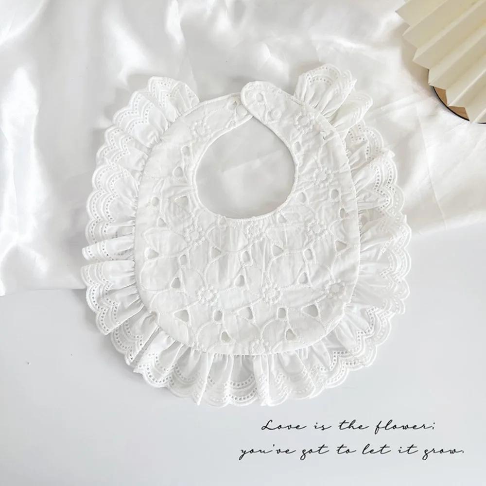U-shaped Baby Cotton Bibs Waterproof Floral Baby Drooling Bibs Feeding Lace Saliva Towel Cloths Neck Wear Accessories