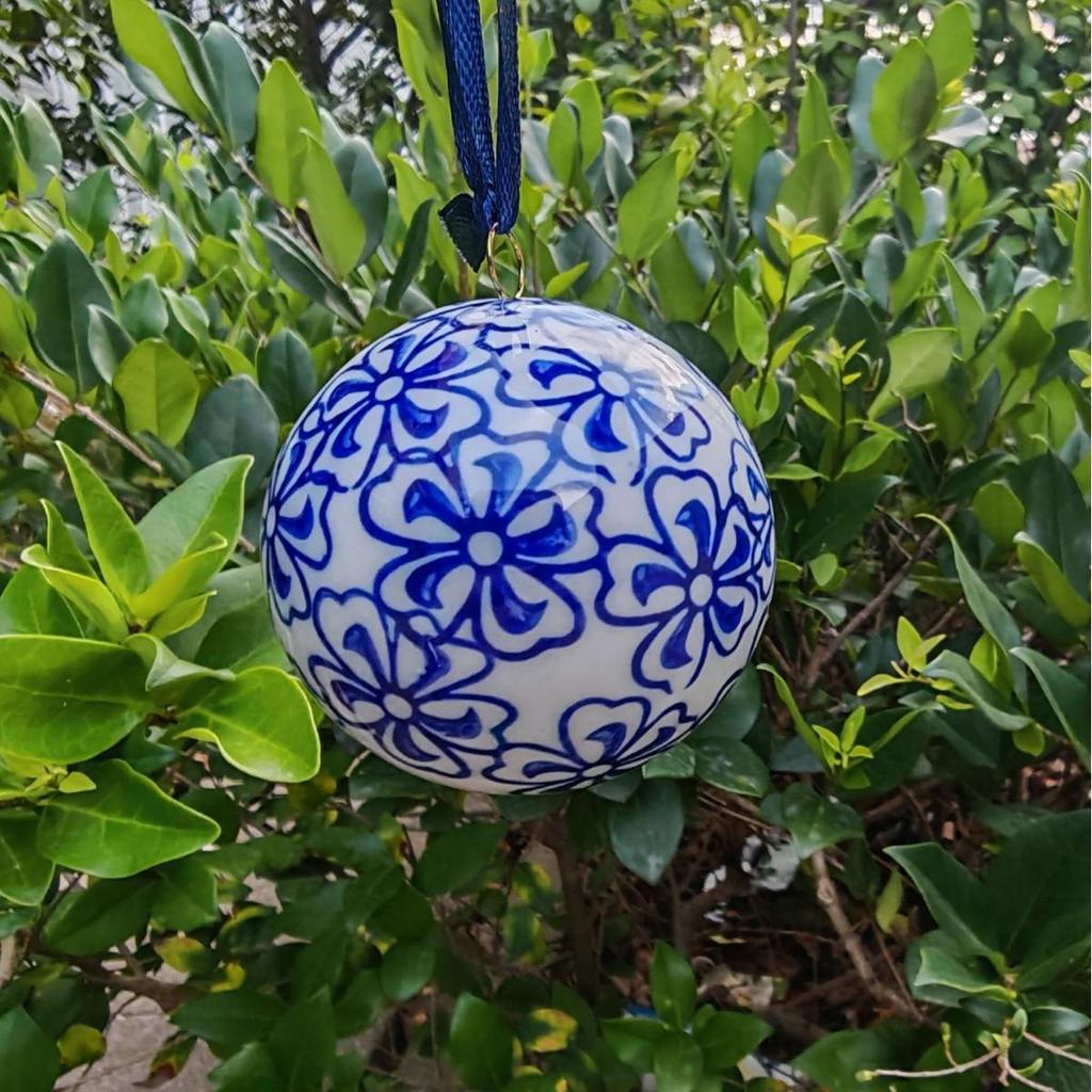 Blauer und weißer Jingdezhen Keramikkugel-Anhänger - Auto- und Weihnachtsdekoration.