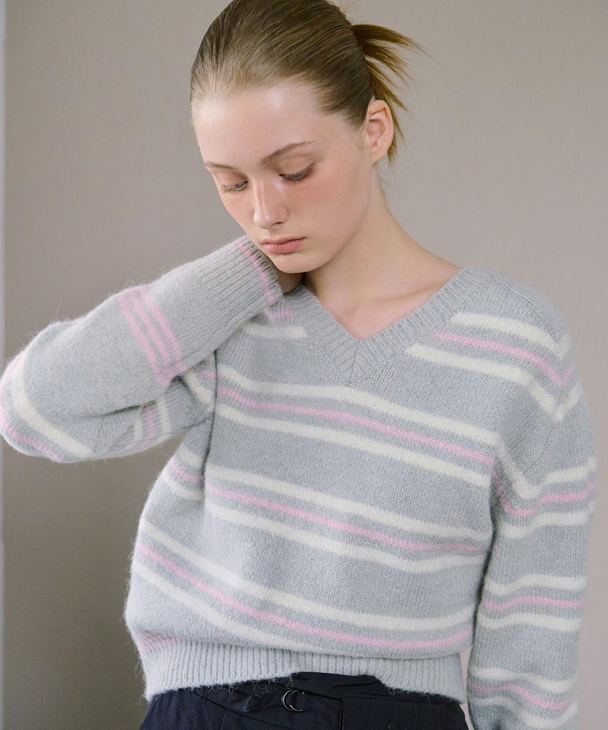 AHWE Alpaca Stripe V-Neck Knit_Gray