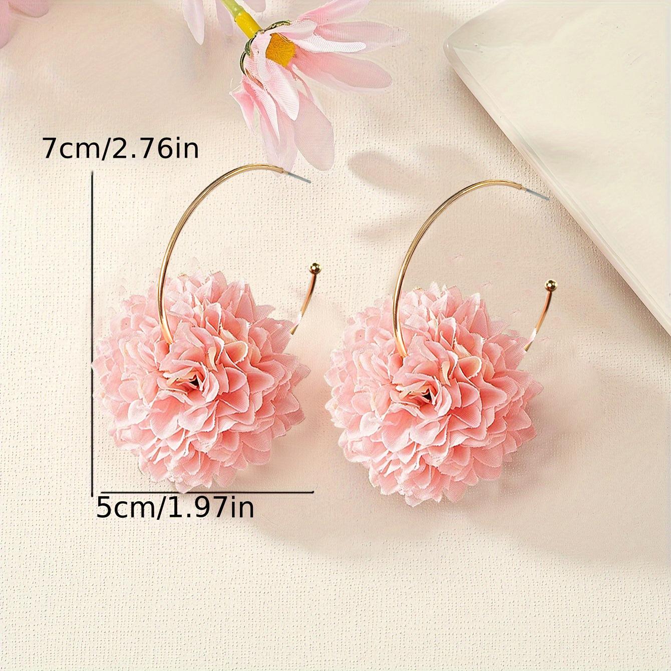 

Pink embroidered hydrangea earrings, earrings, elegant and fashionable temperament, participating in the dispatch tour, vacation atmosphere рожевий