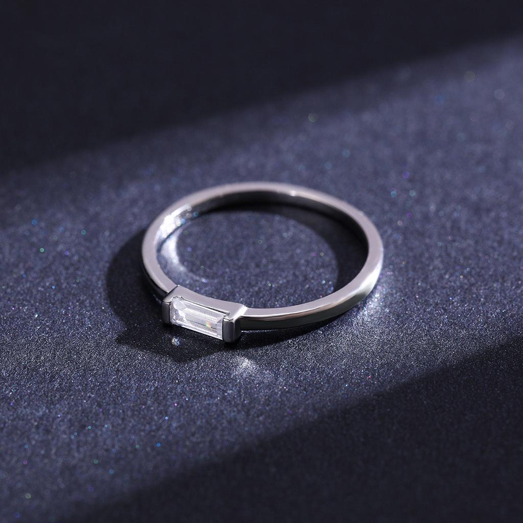 Modian 925 Silver Fashion Emerald Cut Shiny Clear CZ Wedding Female Rings for Women Simple Rectangle Ring Fine Jewelry
