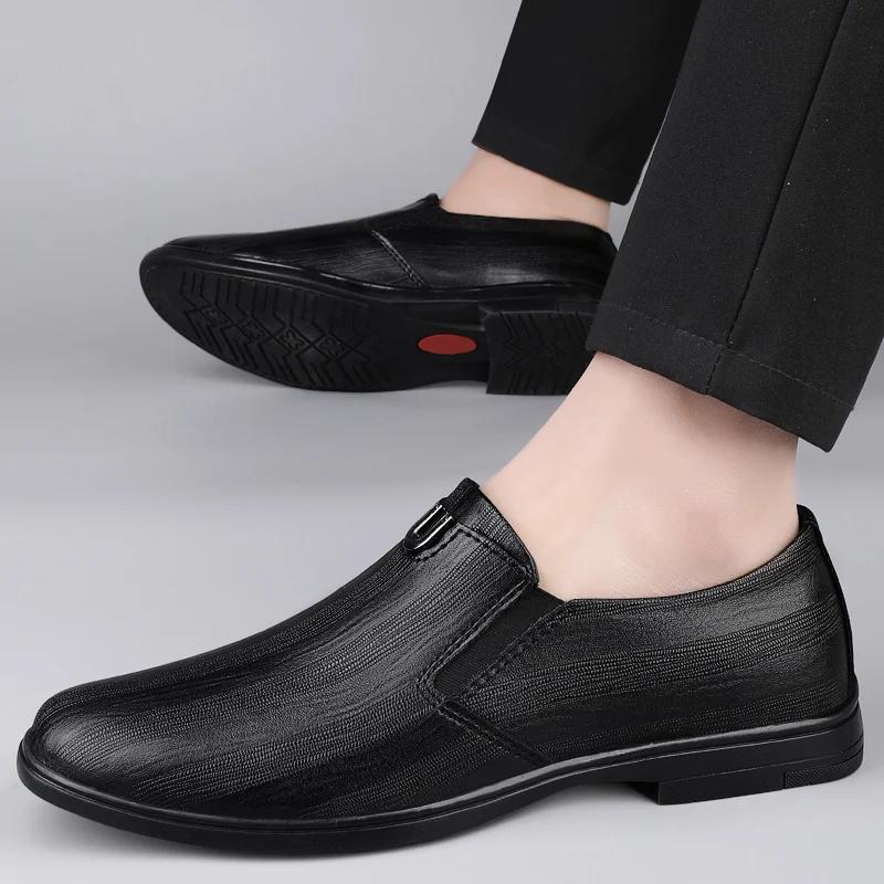 Fashion 2025 New Casual Leather Business Loafers for Men Round Toe Formal Office Wedding Dress Shoes Handmade Slip-On Flat Walking Shoes