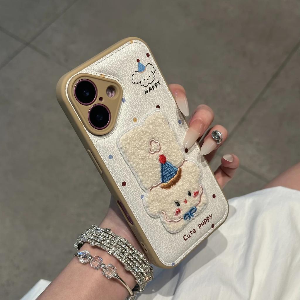 Autumn and winter three-dimensional embroidery lying down animals suitable for Apple 16/17Promax mobile phone case IP15Pro candy air cushion