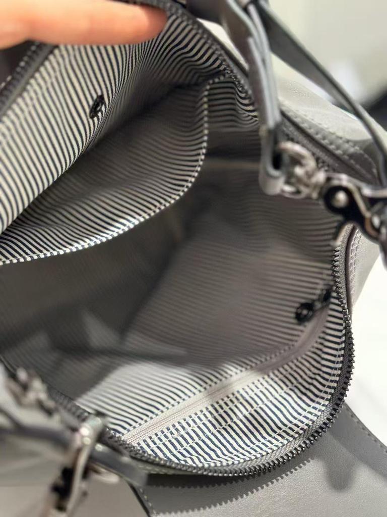 New 2025 Dragon Hobo Dumpling Bag - Premium Cowhide, Versatile Crossbody & Shoulder Design