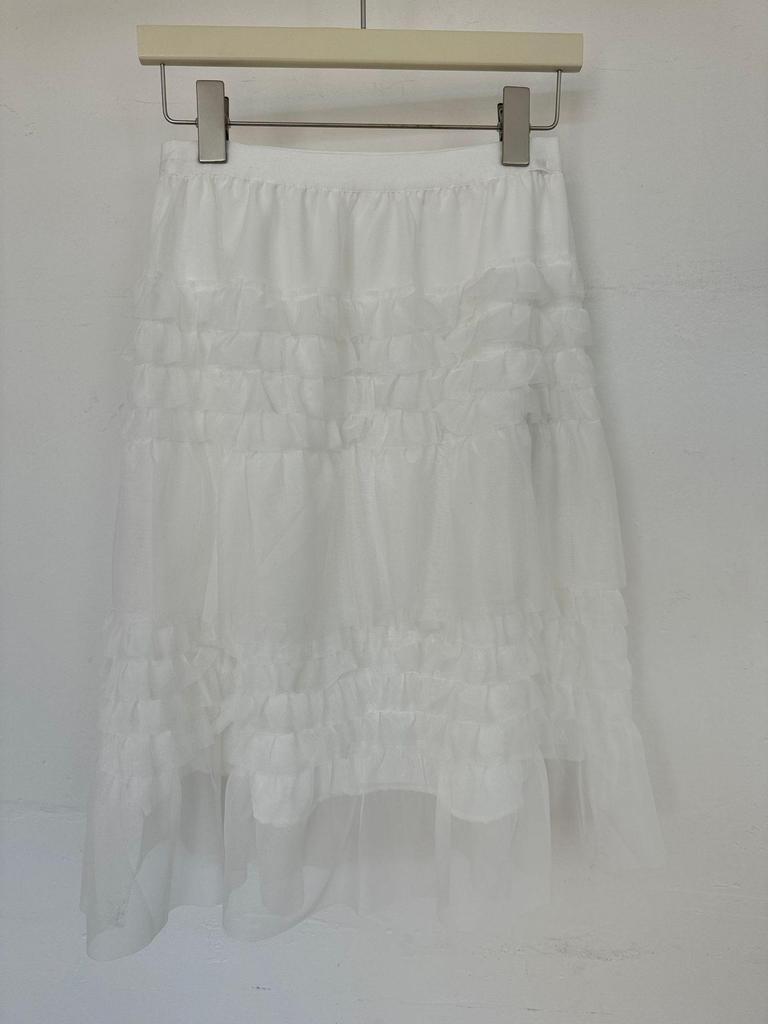 Fluffy European Layered A-line Midi Skirt: Fashionable & Versatile for Commuting