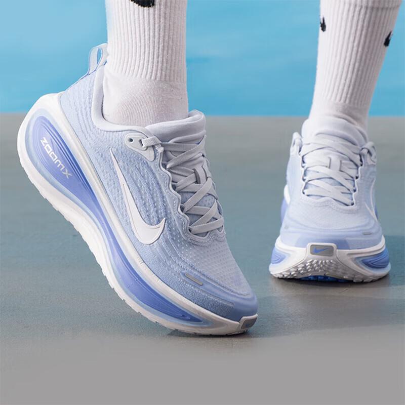 Nike Женские беговые кроссовки Vomero Plus с амортизацией 38