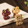 Miniature Cute Cartoon Big Eyed Frog Figurine Wooden Carving Animal Crafts Creative  DIY Pendant Event Souvenirs Holiday Gifts