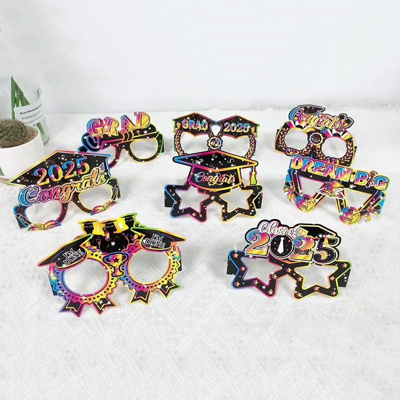 Schwarze Abschlussbrillen 2025 - 8er-Pack | Abschluss-Fotoautomaten-Requisiten 2025 für Abschlussdekorationen Abschlussjahrgang 2025