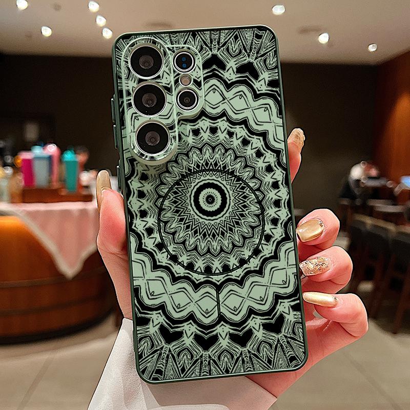 Retro Mandala Flower Pattern Case For Samsung S26 Edge S25 FE S24 Plus S23 S22 Ultra A15 A16 A17 A35 A36 A37 A54 A55 A56 A57 5G Magnetic Matte Cover