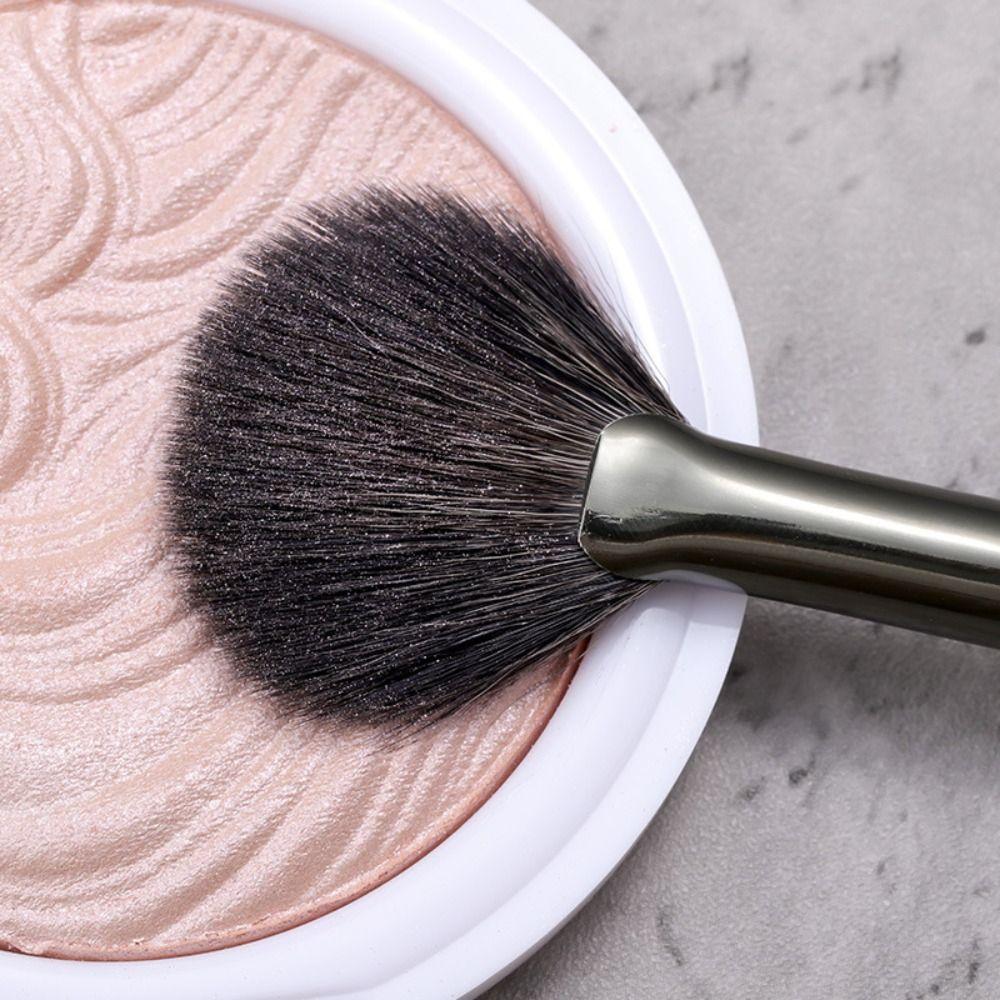 Partial Contour Brush Cosmetic V Face Makeup Brush Highlighter Brush Blush Brush Loose Powder Brush